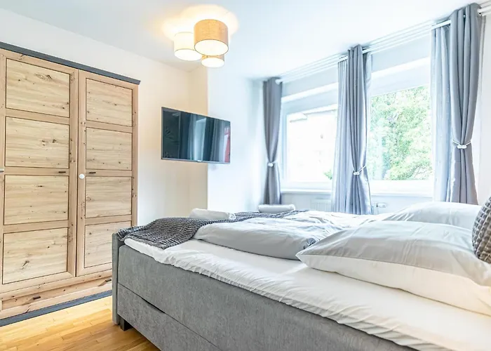 Sweet 1br &1lr With Balcony, 9 Min To Center Apartman Bécs